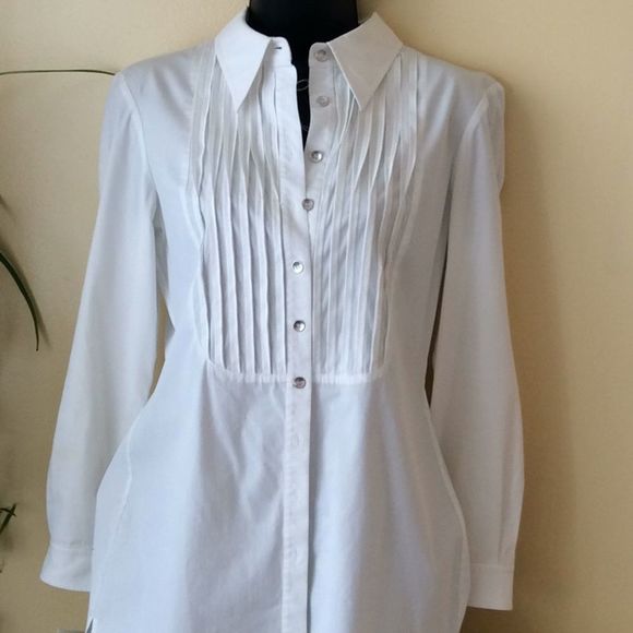 💞ST. JOHN 💞button down shirt
